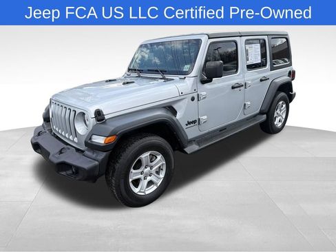 Used 2023 Jeep Wrangler Sport S image 6