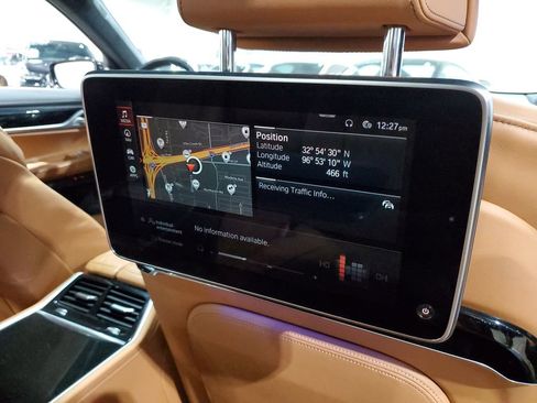 Used 2022 BMW ALPINA B7 xDrive image 26