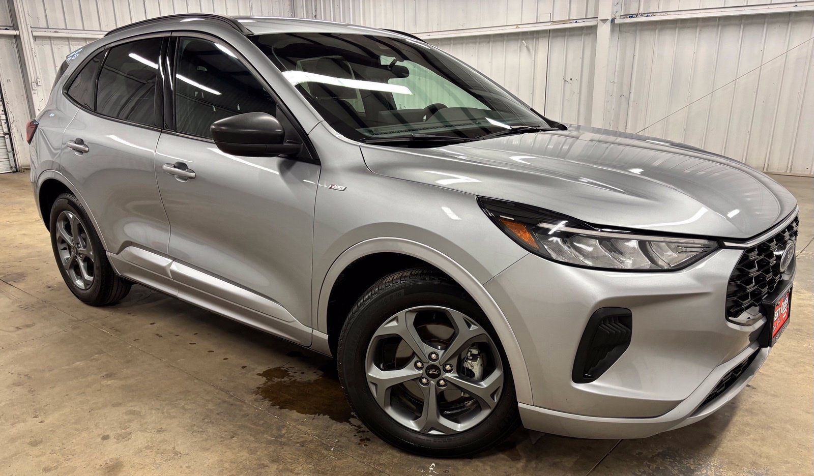 Used 2024 Ford Escape ST-Line w/ Tech Pack #1 FWD image 1