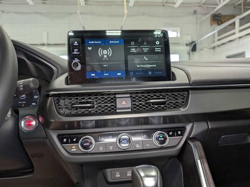 Certified 2025 Acura ADX A-Spec image 35