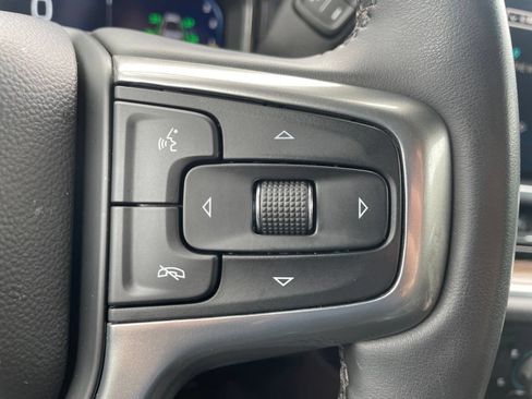 Used 2023 Chevrolet Silverado 1500 LT AWD/4WD image 15