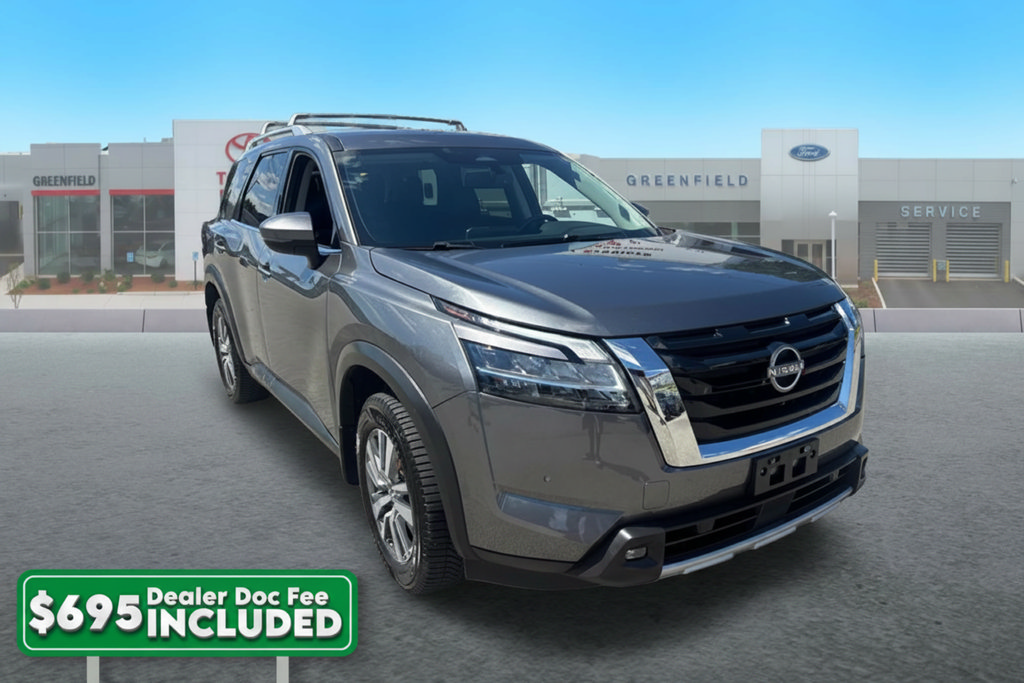 Used 2022 Nissan Pathfinder SL AWD/4WD image 1