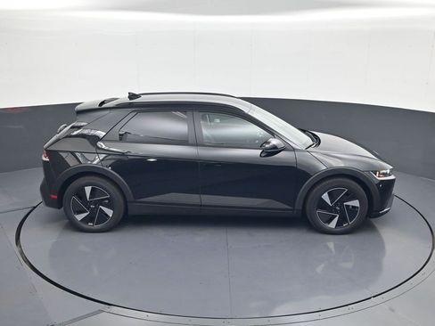 New 2025 Hyundai Ioniq 5 SEL image 16