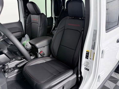 New 2026 Jeep Gladiator Rubicon image 10