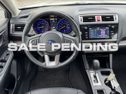 Used 2017 Subaru Outback 2.5i Limited image 18