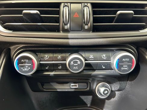 New 2025 Alfa Romeo Giulia image 34