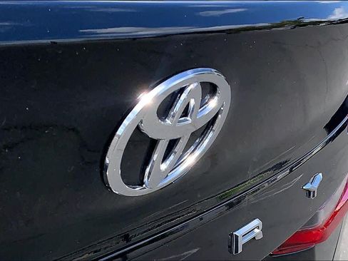 Certified 2025 Toyota Camry XLE FWD image 30