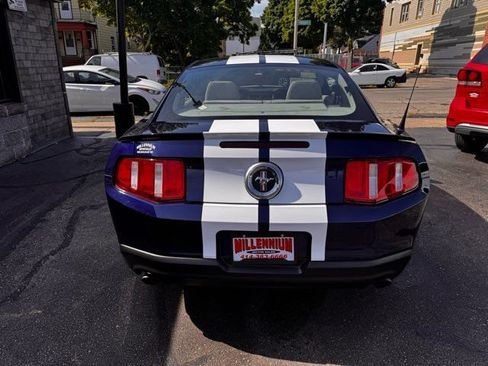 Used 2011 Ford Mustang Coupe w/ 101A Rapid Spec Order Code RWD image 5
