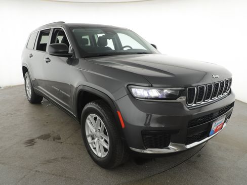 Certified 2021 Jeep Grand Cherokee L Laredo w/ Luxury Tech Group I image 3