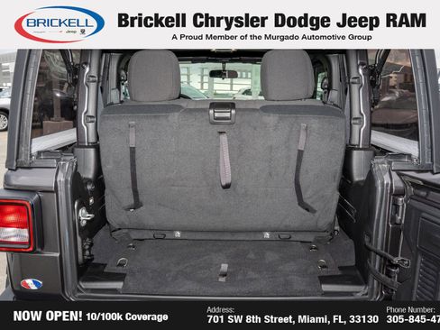 Used 2023 Jeep Wrangler Sport image 9