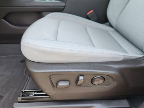 Used 2024 GMC Yukon SLE w/ Gmc Pro Safety Plus Package RWD image 21