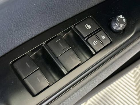 Used 2025 Toyota Camry LE FWD image 20