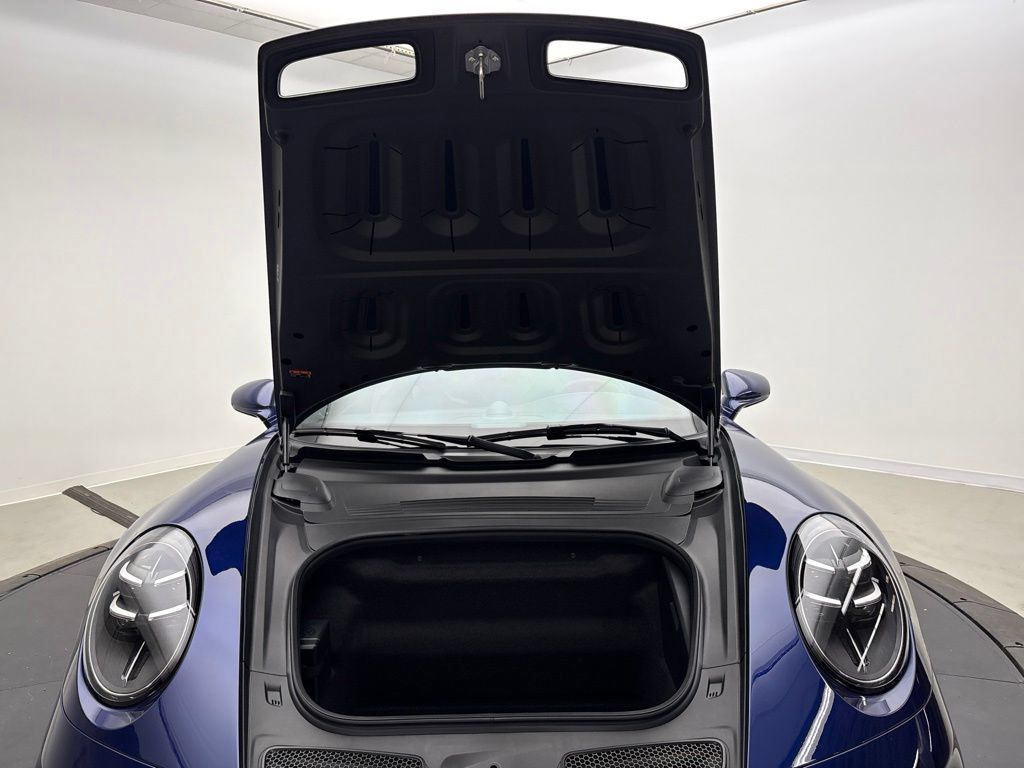 Certified 2026 Porsche 911 GT3 RWD image 13