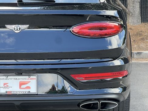 Used 2023 Bentley Bentayga image 15