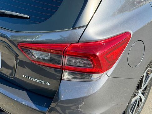 Used 2022 Subaru Impreza Premium image 6