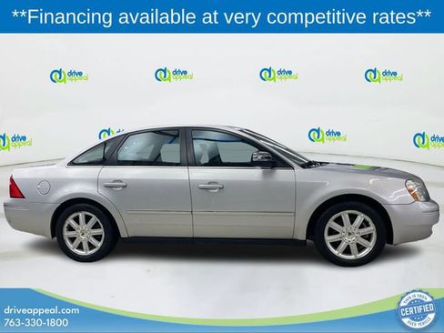 Used 2005 Ford Five Hundred Limited FWD image 4