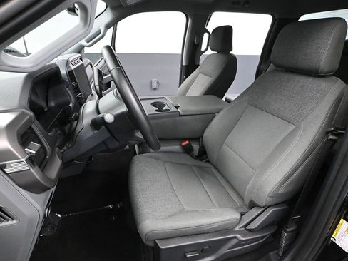 Used 2024 Ford F150 XLT image 23