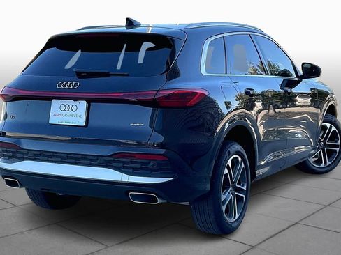 Certified 2025 Audi Q5 Premium w/ Convenience Package image 10