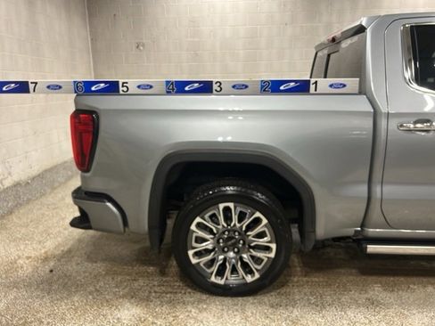 Used 2025 GMC Sierra 1500 Denali Ultimate image 31