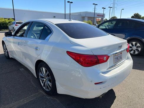 Used 2017 INFINITI Q50 Premium w/ 2.0T Premium Plus Package RWD image 4