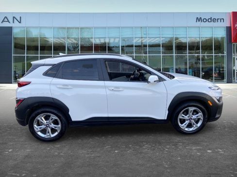Used 2023 Hyundai Kona SEL w/ Cargo Package FWD image 4