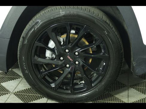 Used 2023 GMC Terrain SLE w/ Driver Convenience Package AWD/4WD image 5