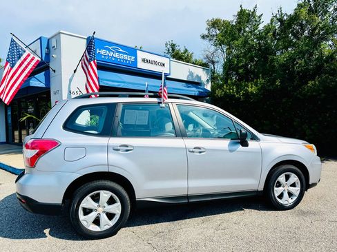 Used 2015 Subaru Forester 2.5i w/ Alloy Wheel Package image 21