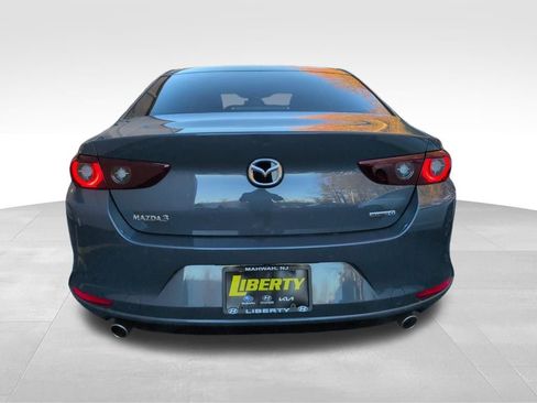 Used 2023 MAZDA MAZDA3 s image 4