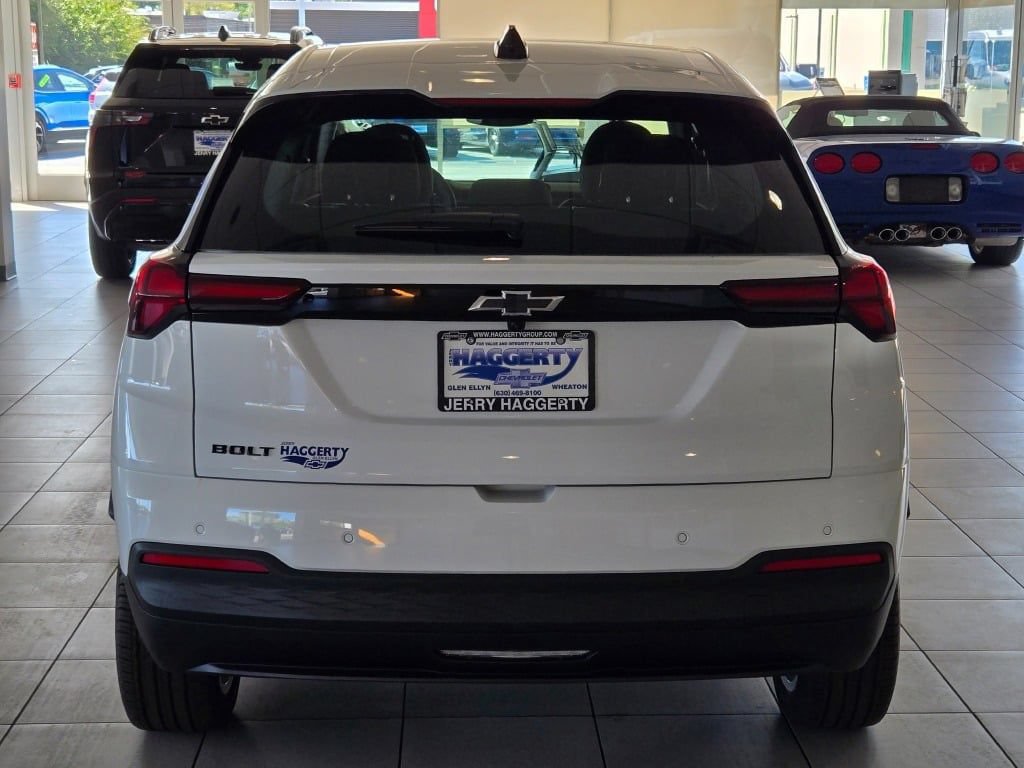 New 2027 Chevrolet Bolt LT w/ Comfort Package FWD image 12