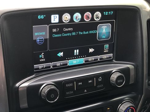 Used 2015 Chevrolet Silverado 1500 LTZ Z71 w/ LTZ Plus Package image 19