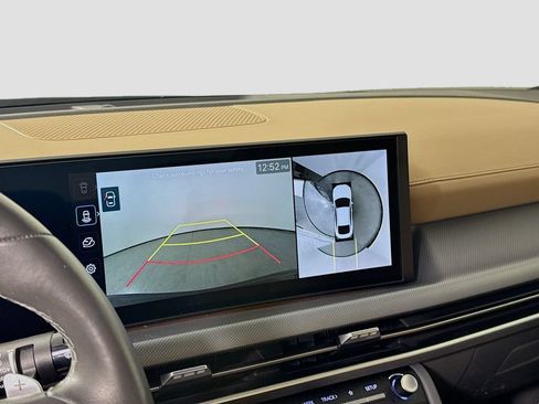Certified 2025 Hyundai Sonata Limited FWD image 14