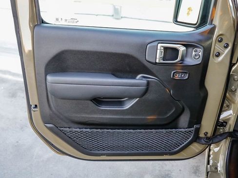 New 2026 Jeep Gladiator Sport image 22