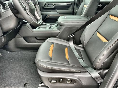 New 2026 GMC Sierra 2500 AT4 w/ AT4 Premium Plus Package AWD/4WD image 24