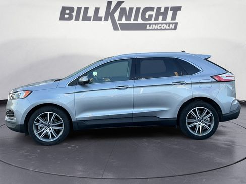 Used 2022 Ford Edge Titanium AWD/4WD image 2