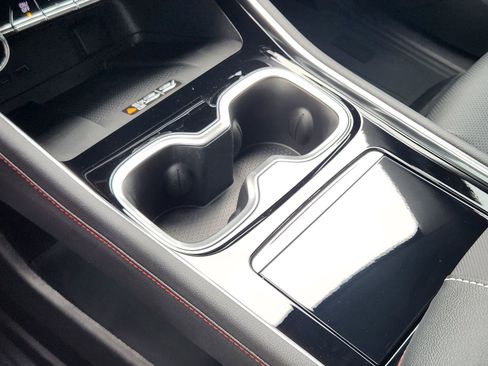 New 2026 Chevrolet Traverse Z71 w/ LPO, Floor Liner Package AWD/4WD image 19