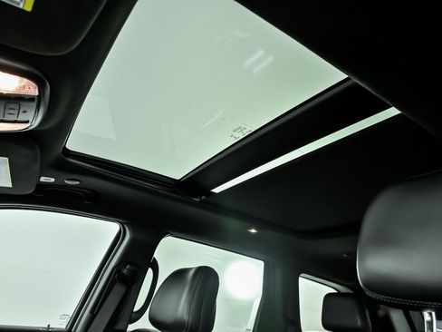 Used 2021 Jeep Grand Cherokee Trackhawk image 23