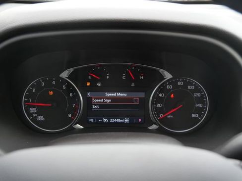 Used 2023 GMC Acadia SLT w/ Elevation Edition image 24