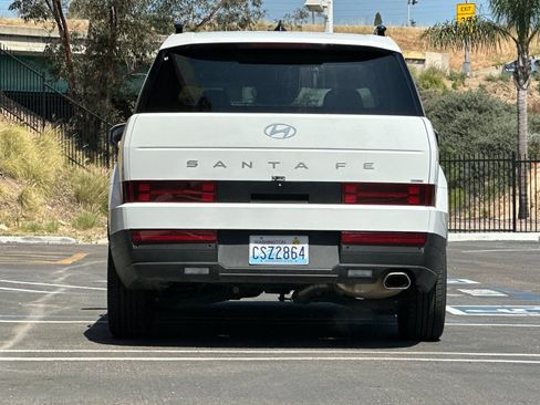 Used 2025 Hyundai Santa Fe SEL image 4