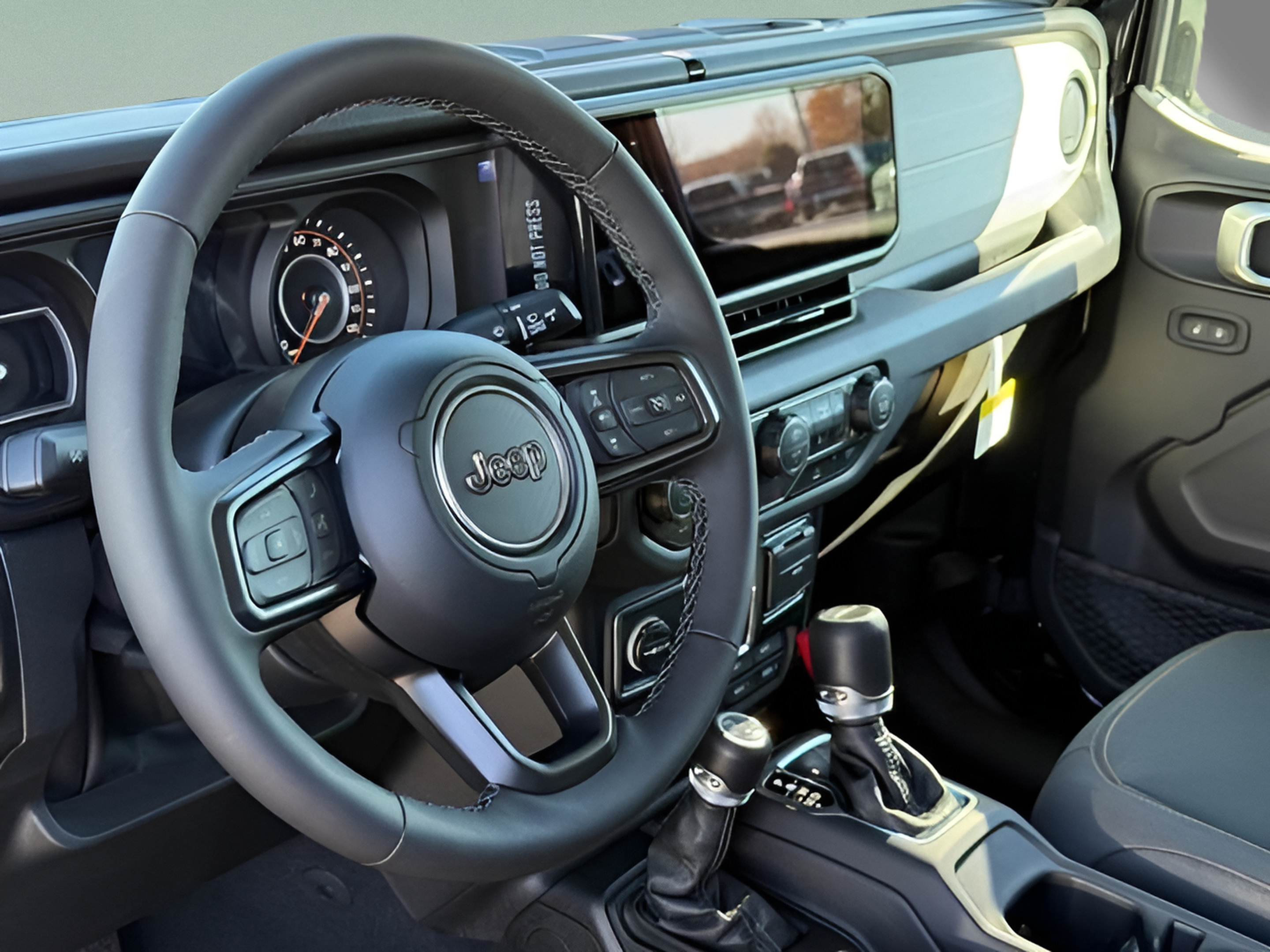 New 2026 Jeep Gladiator Sport AWD/4WD image 17