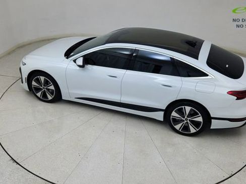 Used 2025 Audi A6 e-tron Premium Plus w/ Premium Plus RWD image 78