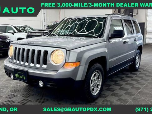 Used 2016 Jeep Patriot Sport FWD image 1