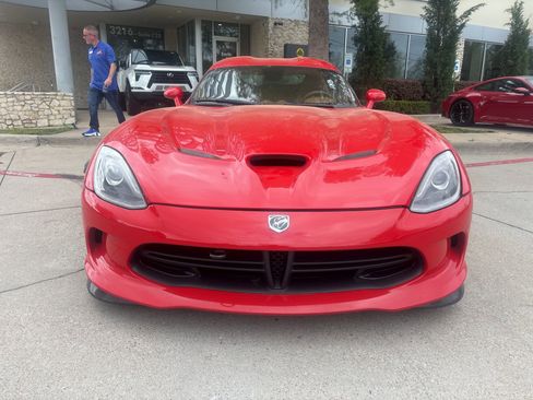 Used 2014 SRT Viper GTS w/ GTS Laguna Interior Package image 3