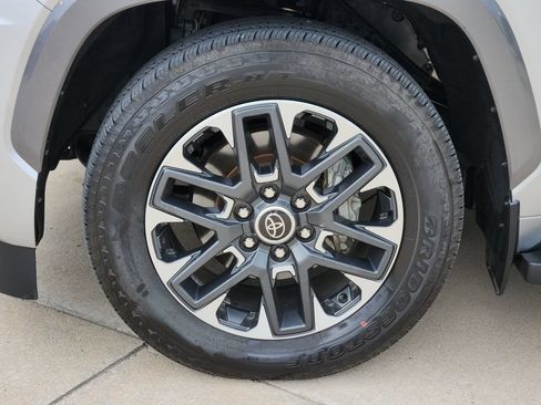 Certified 2023 Toyota Sequoia Limited AWD/4WD image 14