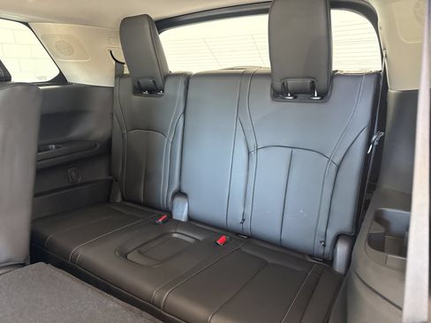 Certified 2026 INFINITI QX60 Luxe w/ Cargo Package AWD/4WD image 30