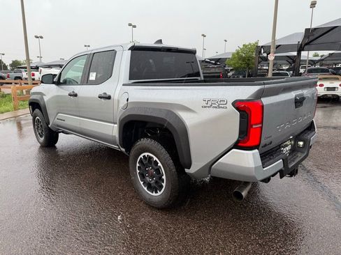 New 2025 Toyota Tacoma TRD Off-Road AWD/4WD image 6