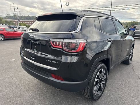 Used 2022 Jeep Compass Limited image 4