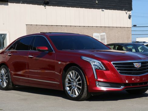 Used 2018 Cadillac CT6 Luxury image 5