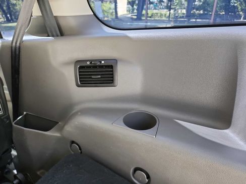 Used 2021 Ford Transit Connect XL FWD image 33