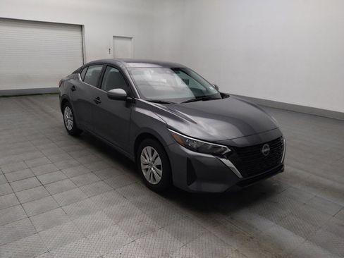 Used 2025 Nissan Sentra S image 13