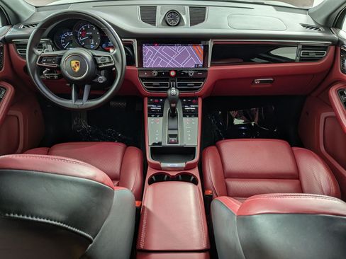 Certified 2024 Porsche Macan GTS AWD/4WD image 20